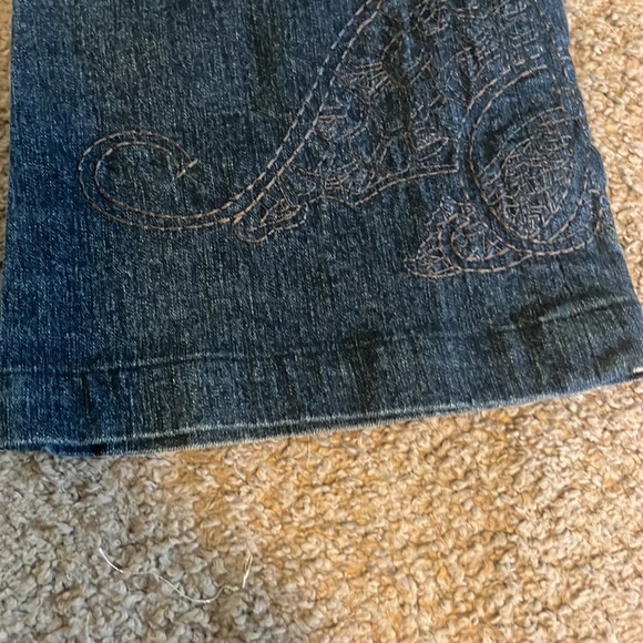St. John couture jeans. Like new condition - Picture 3 of 5